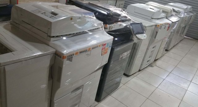 دستگاههای کپی سیاه سفید و رنگی شرکت ایرانمهر