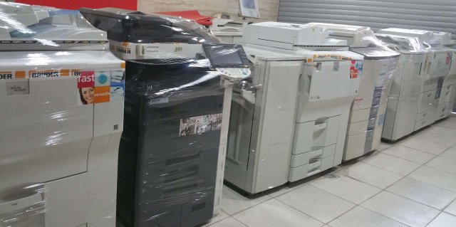 دستگاههای کپی سیاه سفید و رنگی شرکت ایرانمهر